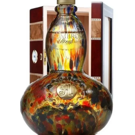 Asombroso Vintage 11 Year Extra Anejo Tequila Limited Edition Humidor Gift Set